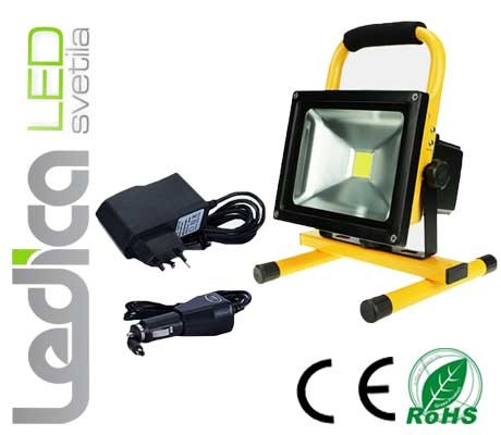 Prenosni led reflektor 20W na baterije